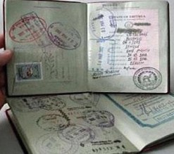 وثائق سفر أوروبية مزورة مع لاجئين سوريين