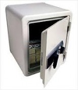 حارس يسرق 90 الف دينار من شركته بعد ان عطل كاميرات المراقبة