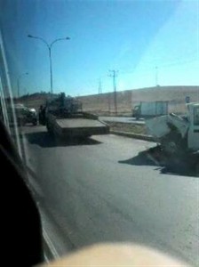 بالصور..تدهور بيك اب للأمن العام في الزرقاء