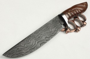 مشاجرة في كلية وادي السير وضرب طالب بأداة حادة في الوجه