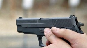 أخ يقتل شقيقه رميا بالرصاص في الطفيلة