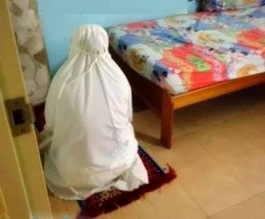 بعد وفاة ابنتها الأم تكتشف أمرا غريب جدا فى غرفتها . لن تتخيل ماذا وجدت ؟