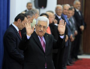 إسرائيل: الولايات المتحدة اخترقت الخطوط الحساسة باعترافها بحكومة التوافق الفلسطينية