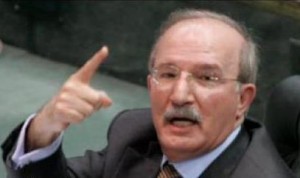 الذهبي يتحدى