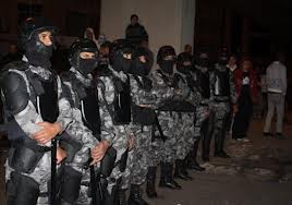 الزرقاء.. طوق امني وتوتر حول مستشفى الزيتون بعد اصابة مواطن بطلق ناري في الرأس