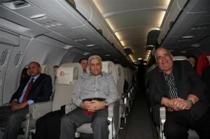 لأول مرة منذ 1921 : النسور و 4 وزراء خارج الوطن بين جنيف ولندن