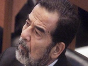 بالفيديو ..محامي صدام حسين : جيش "صدام "سيكون علي مشارف بغداد الليلة
