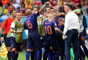 الطاحونة الهولندية "تفرم" الثور الأسباني في ليلة سقوط البطل ...شاهد الاهداف