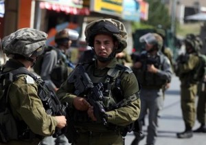 الاحتلال يعتقل الدويك و40 من قيادات حماس (أسماء)