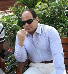 السيسي يعلن عن تنازله عن نصف ما يمتلكه ونصف راتبه لصالح مصر