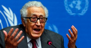 الإبراهيمي: اقترحت على الأسد الانتقال إلى موقع "صانع الملك"