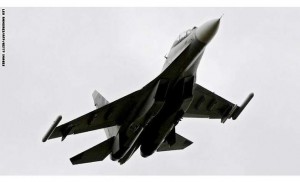 طائرات مقاتلة تقصف مواقع "داعش" في الموصل