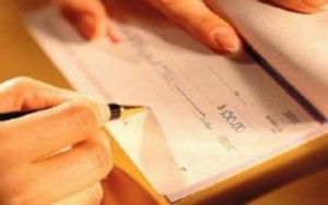 وزارة الخارجية : متهمون أردنيون موقوفن بالامارت بسبب إختلاس 6.5 مليون دينار