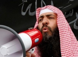 أبو سياف للحكومات العربية: افتحوا الحدود مع فلسطين ووجهوا أسلحتكم إلى أحفاد القردة والخنازير