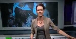 بالفيديو: مذيعة روسيا اليوم تنفعل بشدة على الهواء بسبب العدوان على غزة