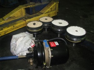 بالصور..ضبط 14 كغم هيروين في مركبة على طريق عمان الزرقاء