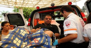 إصابة 32 إسرائيليا بصاروخ اطلق من غزة