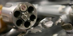 قتيل بمشاجرة بين عشائر بئر السبع وبني صخر في الغويرية وقوات الدرك تطوق المكان