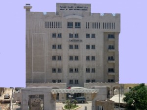 عقود إنتاج الطاقة البديلة منحت كجوائز ترضية للمتنفذين من وزراء ،وأمناء عامين ،وسفراء !