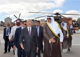 اول زيارة لمسؤول كويتي منذ 67 .. الشيخ صباح الصباح يحط بـ "رام الله" على متن طائرة اردنية
