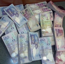 أردني يختلس 17 مليون ريال قطري