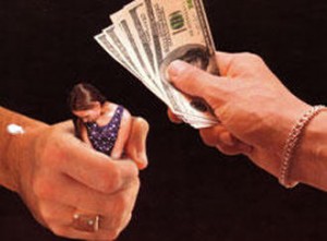 66 شخصا ضحايا الاتجار بالبشر في 6 أشهر