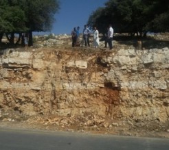 القضاة: أرضي أصبحت كـ"حائط البراق" ولا "كوابل عسكرية" فيها..!!