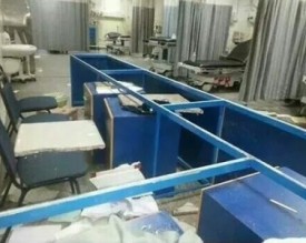 بعد "المولوتوف" في العبدلي أصحاب البسطات يحطمون طوارئ البشير ويعتدون على الكوادر الطبية