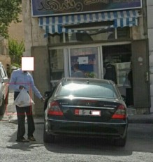 "شمات هوا" و" معايدات" .. 1027 سيارة حكومية مخالفة منذ بداية العام