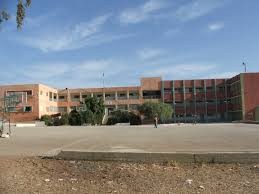 معلمة تعاقب طالب في الصف الثاني الابتدائي بالتعري امام زملائه في اربد