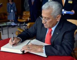 تنسيبات تشكيلات مجالس أمناء الجامعات الرسمية أمام رئيس الوزراء