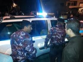 مطاردة أمنية تسفر عن ضبط أسلحة في جبل القصور