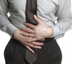 اصابة 24 طالبا بحالات تسمم غذائي في مدرسة خاصة باربد