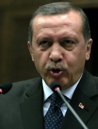 أردوغان هذا ما حدث بيني وبين السيسي بأمريكا "على بلاطة"