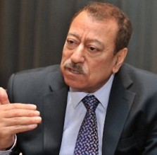 عطوان.. اوباما يغازل خامئني سرا ويطلب مساعدته فهل يئس من العرب..؟؟