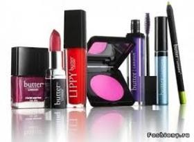 مبالغ طائلة على "مكياج"موظفات "الخارجية" -وثائق