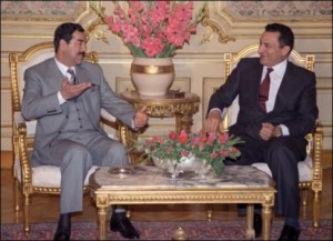 الشهيد "صدام حسن" كان "زعلان" من الملوك والحكام العرب..أولهم "مبارك" لانه وشى بالكثير من الأسرار الحربية