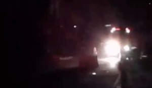 بالفيديو..احتراق كوابل الكهرباء في خلدا وتضرر الشقق القريبه من الاسلاك المشتعله