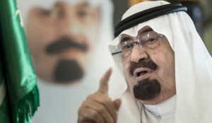 ادخال خادم الحرمين الى مستشفى في الرياض