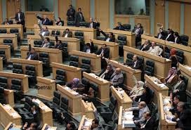 النواب يحيل "رفع الكهرباء" إلى لجنة مشتركة.. والنسور: التراجع عن القرار يحمِّل الدولة ويلات كثيرة