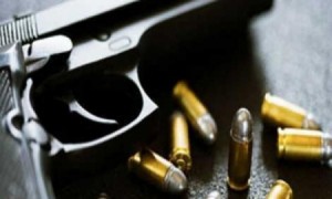 حدث يلقى حتفه لعبثه بسلاح ناري في منطقة الجفر بمعان