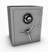 القبض على لصين اخرجوا خزنه من مكانها في الرمثا