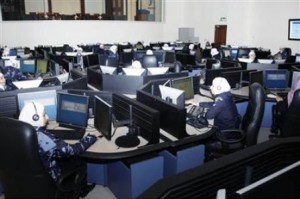 في حادثة غريبة خلال "جنى"...مواطن يتصل بالنجده : طلقت زوجتي خذوها عند اهلها !!