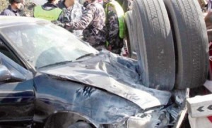 إصابة (10) أشخاص اثر حادث تصادم وقع بين مركبة وباص في عجلون