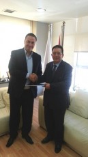 توقيع إتفاقية تعاون بين شركة جت ومؤسسة وادى ألأردن للأنتاج الفنى