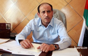 الزبن .. تلاعب محال الحلويات  بالاوزان مخالفة صريحة .. يتم بموجبها الاغلاق والتحويل للقضاء