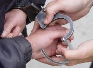 الامن يلقي القبض على 9 مطلوبين بجرائم سرقة في البادية الشمالية الشرقية