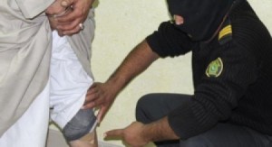 بالصور...السعودية.. إحباط تهريب " كبتاجون " في ملابس داخلية لمهرب قادم من الأردن