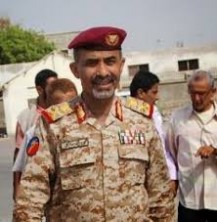 هروب وزير الدفاع من صنعاء.. والحوثيون يبحثون عنه