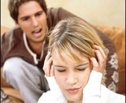 "سماعات أُذن" و"قداحة" تتسبب بأغرب حالة طلاق في جبل الحسين!!